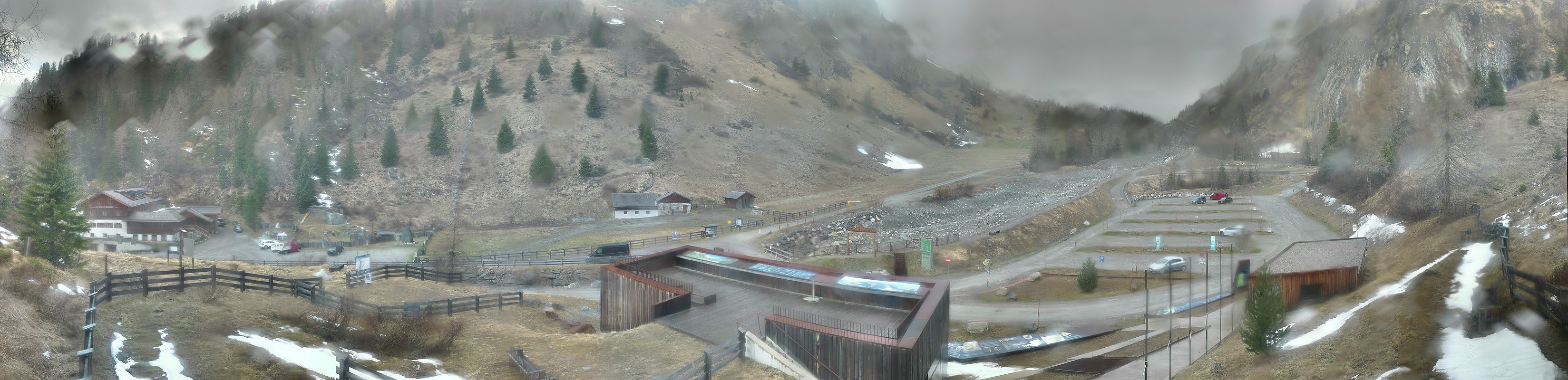 Archiv Foto Webcam Kalser Glocknerstraße - der Weg zum königlichen Ausblick