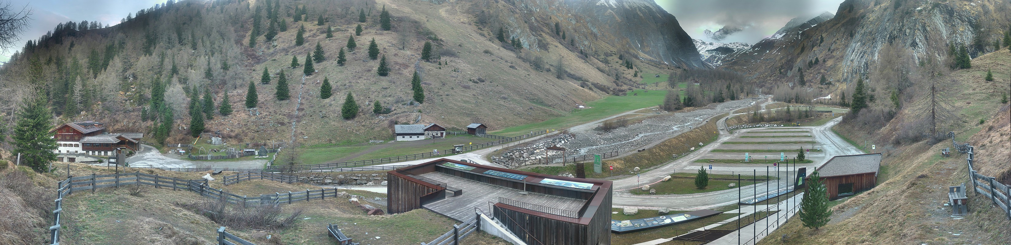 Archiv Foto Webcam Kalser Glocknerstraße - der Weg zum königlichen Ausblick