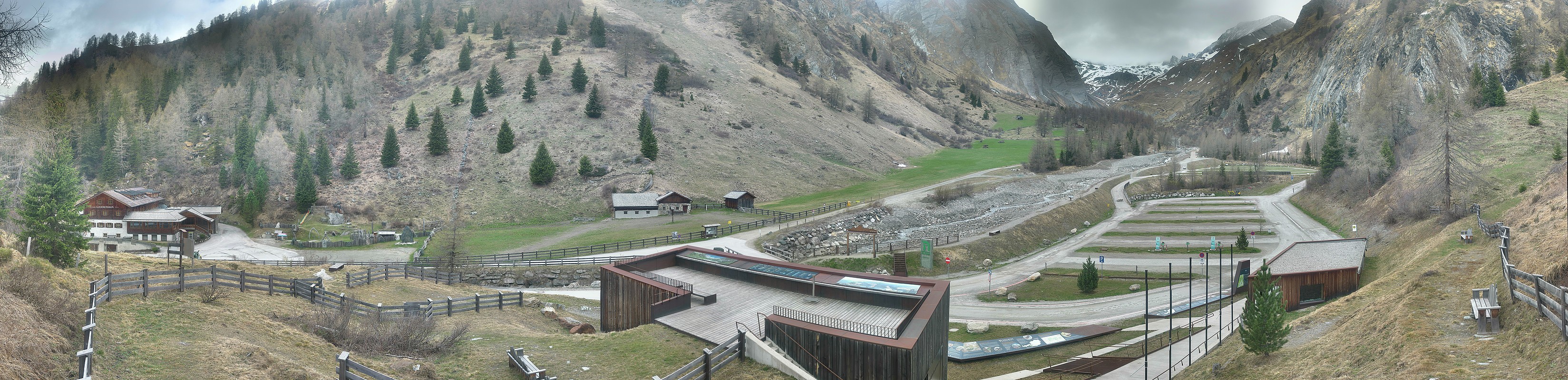 Archiv Foto Webcam Kalser Glocknerstraße - der Weg zum königlichen Ausblick