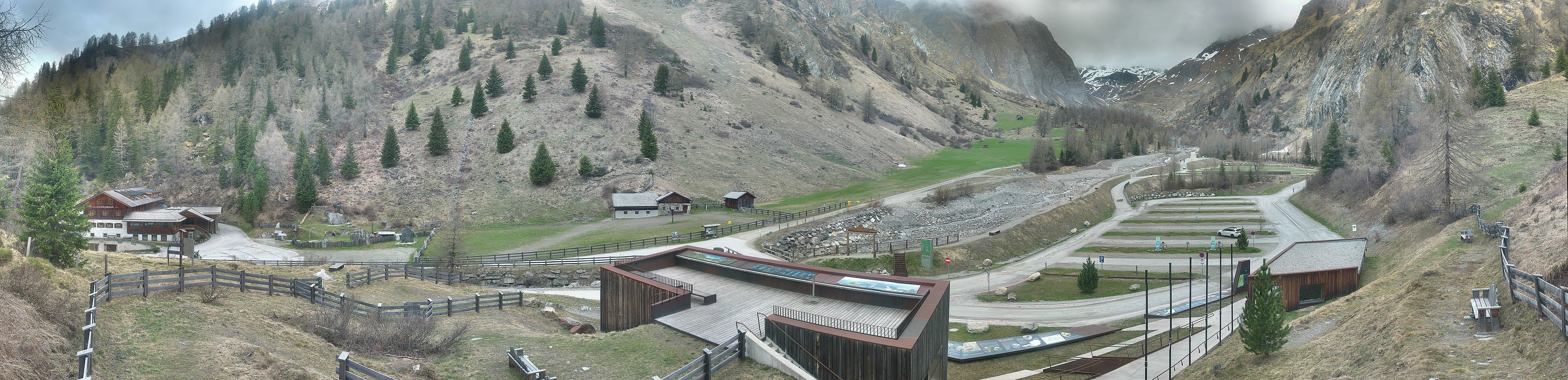 Archiv Foto Webcam Kalser Glocknerstraße - der Weg zum königlichen Ausblick
