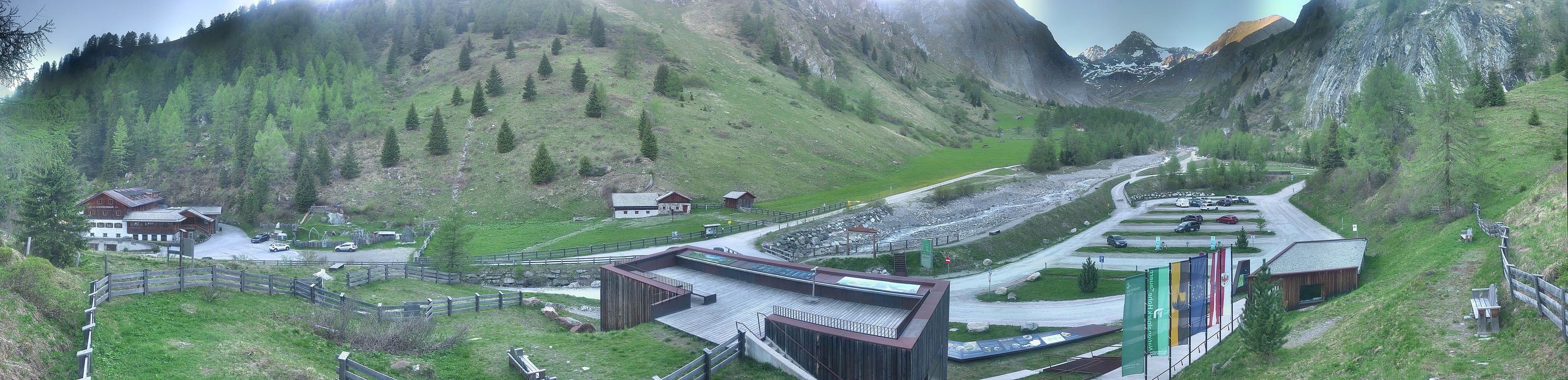 Archiv Foto Webcam Kalser Glocknerstraße - der Weg zum königlichen Ausblick