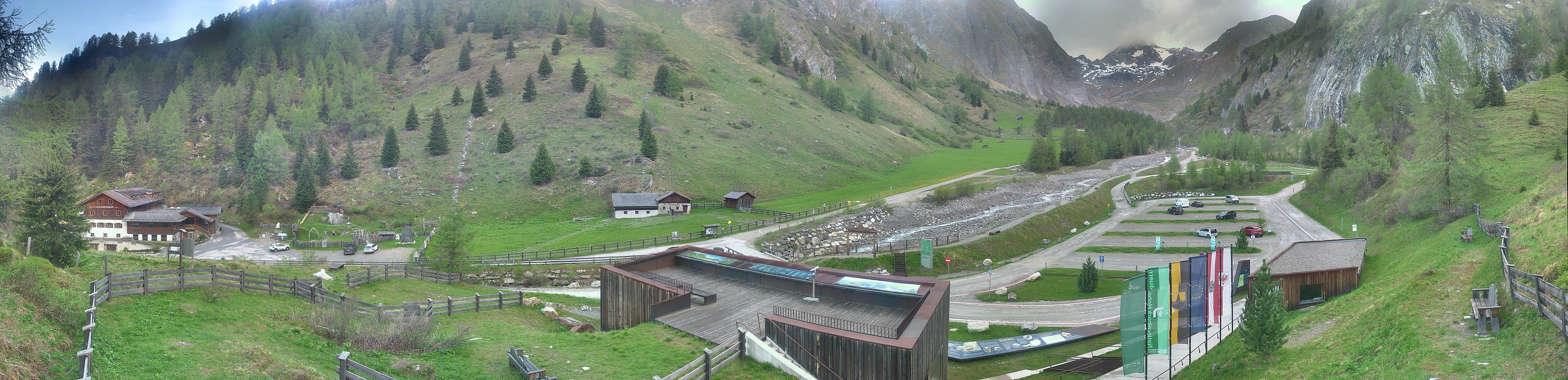 Archiv Foto Webcam Kalser Glocknerstraße - der Weg zum königlichen Ausblick
