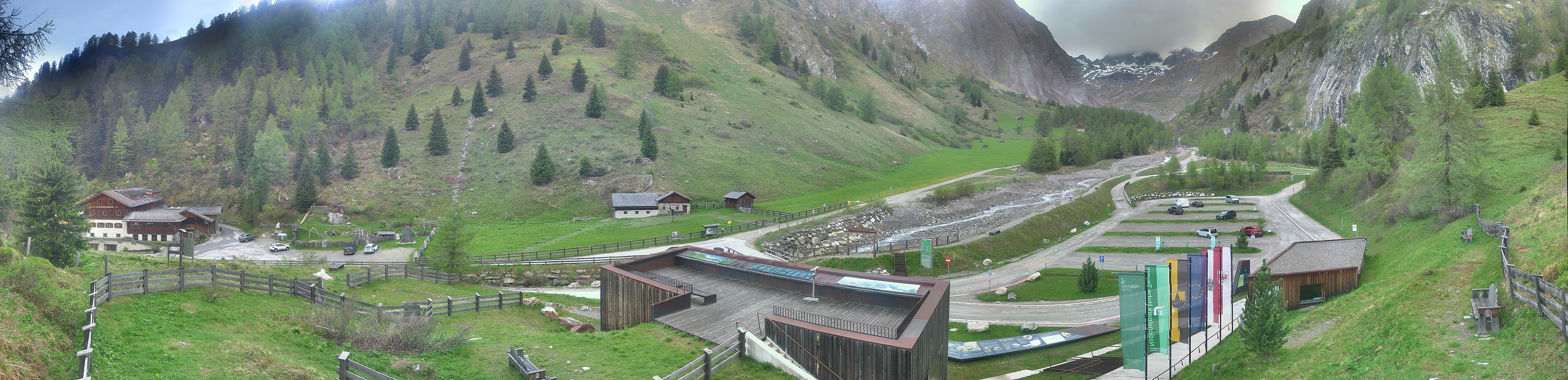 Archiv Foto Webcam Kalser Glocknerstraße - der Weg zum königlichen Ausblick
