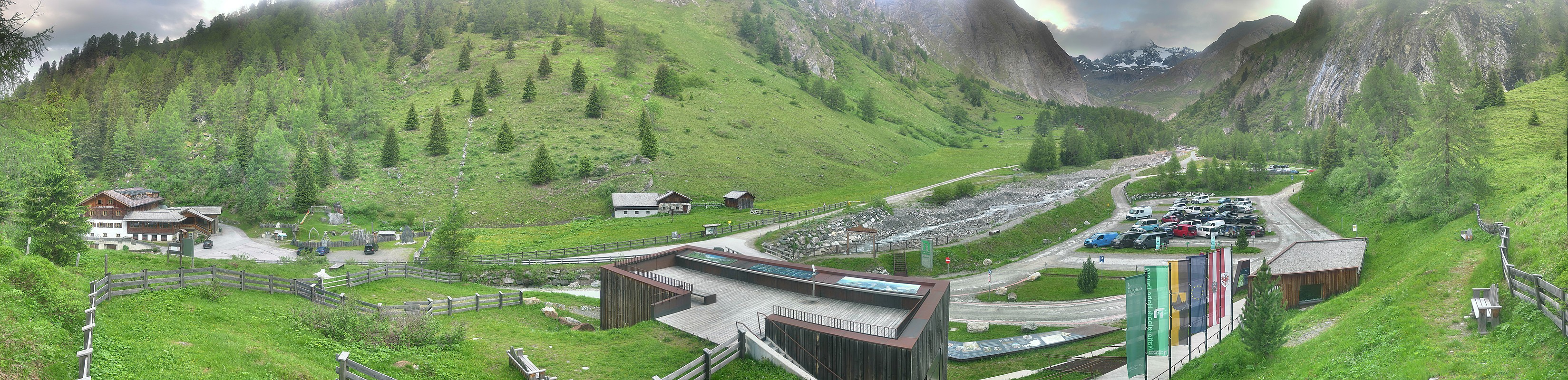 Archiv Foto Webcam Kalser Glocknerstraße - der Weg zum königlichen Ausblick