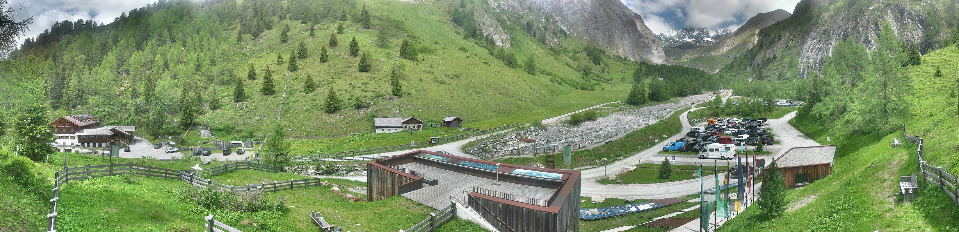 Archiv Foto Webcam Kalser Glocknerstraße - der Weg zum königlichen Ausblick