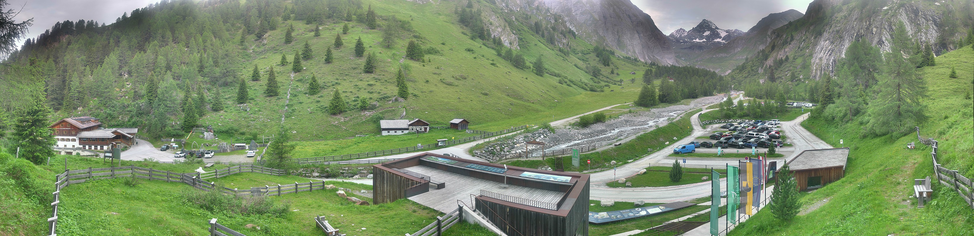 Archiv Foto Webcam Kalser Glocknerstraße - der Weg zum königlichen Ausblick