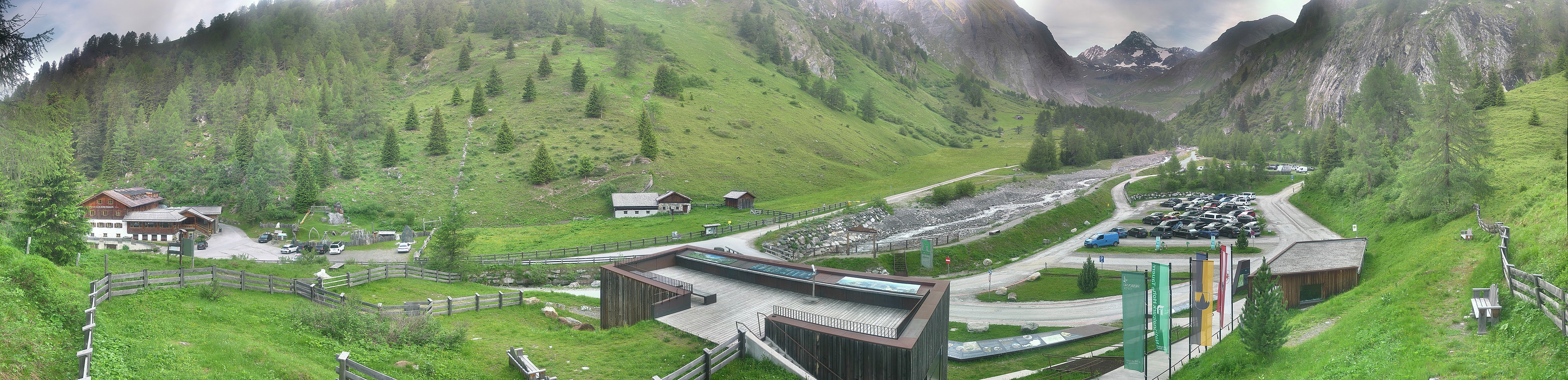 Archiv Foto Webcam Kalser Glocknerstraße - der Weg zum königlichen Ausblick