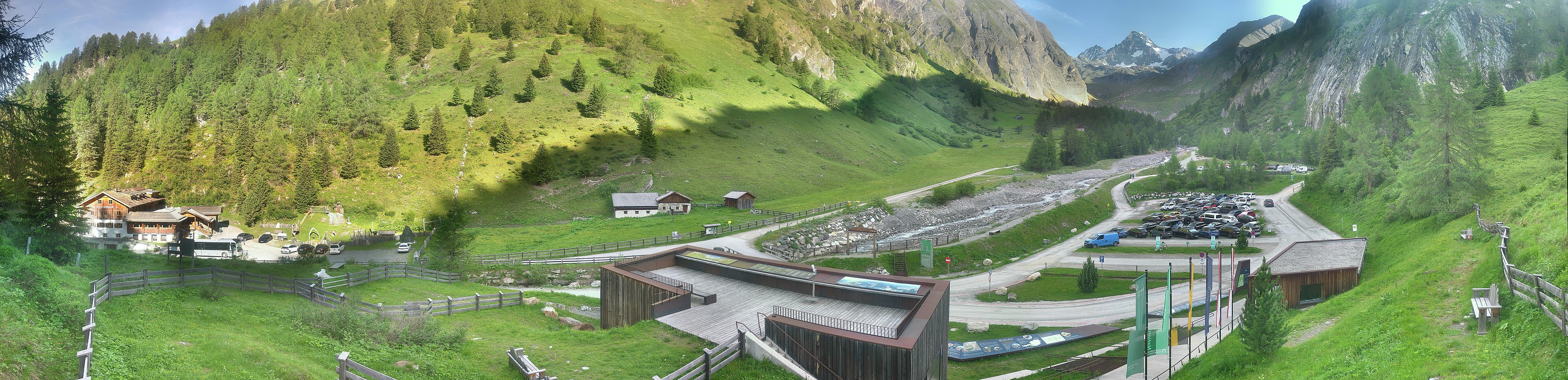 Archiv Foto Webcam Kalser Glocknerstraße - der Weg zum königlichen Ausblick