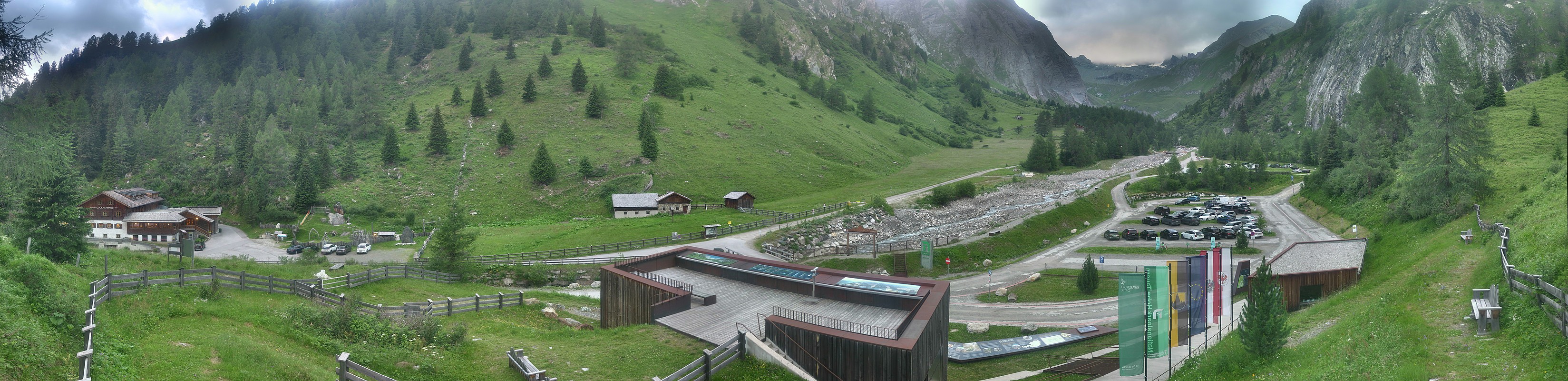 Archiv Foto Webcam Kalser Glocknerstraße - der Weg zum königlichen Ausblick