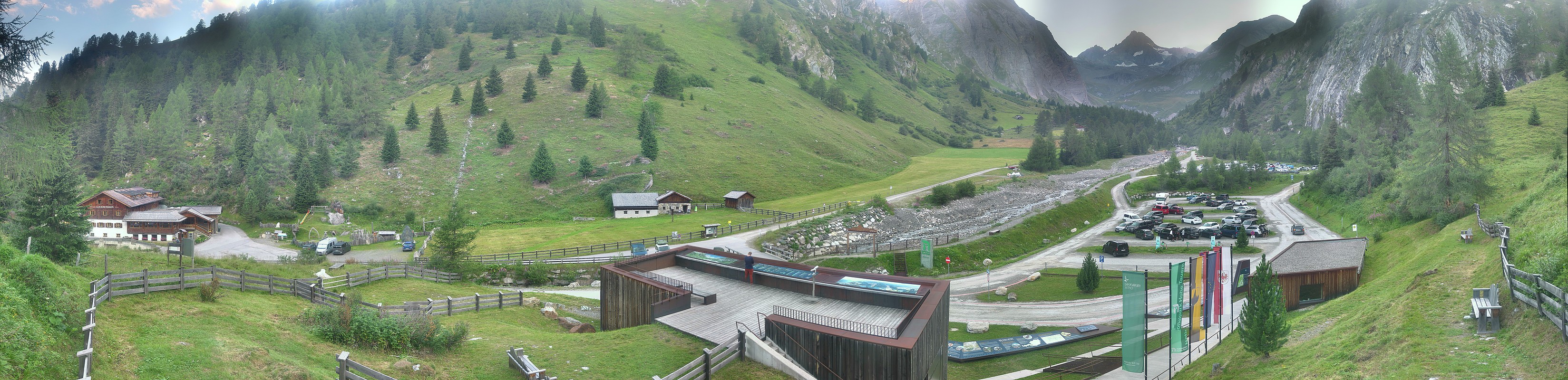 Archiv Foto Webcam Kalser Glocknerstraße - der Weg zum königlichen Ausblick
