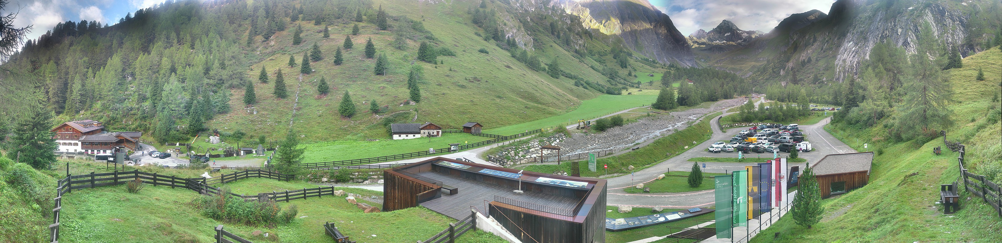 Archiv Foto Webcam Kalser Glocknerstraße - der Weg zum königlichen Ausblick