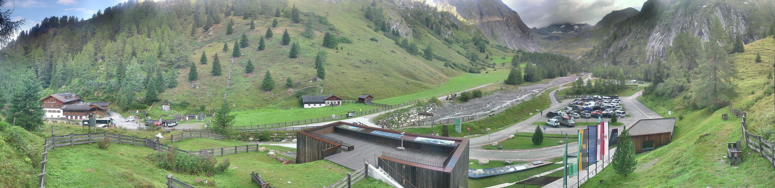 Archiv Foto Webcam Kalser Glocknerstraße - der Weg zum königlichen Ausblick