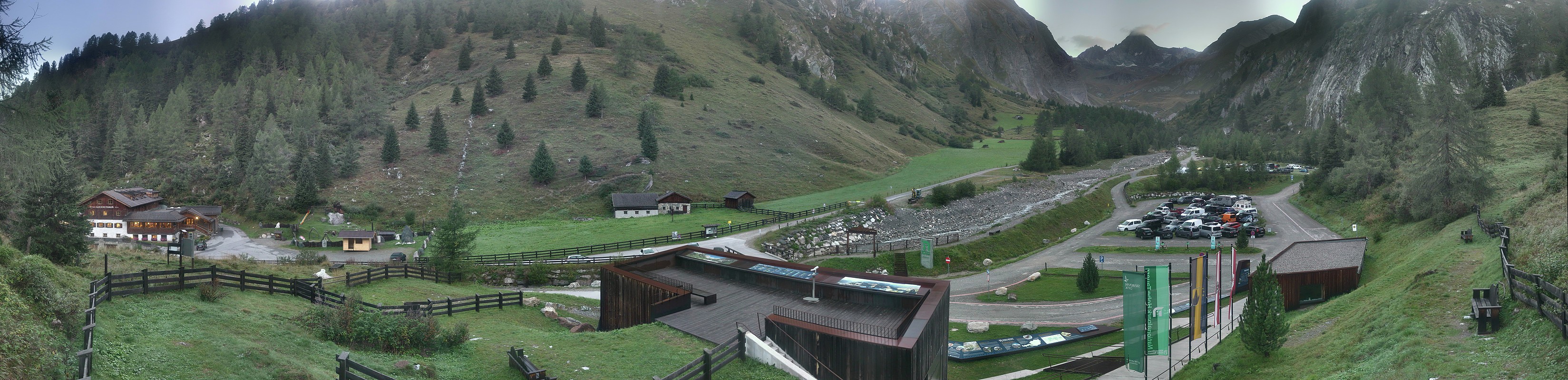 Archiv Foto Webcam Kalser Glocknerstraße - der Weg zum königlichen Ausblick