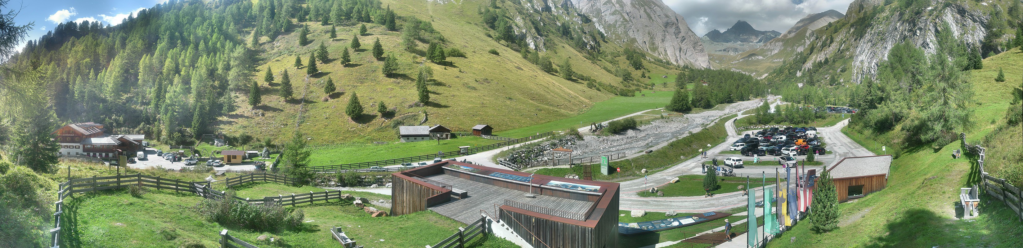 Archiv Foto Webcam Kalser Glocknerstraße - der Weg zum königlichen Ausblick