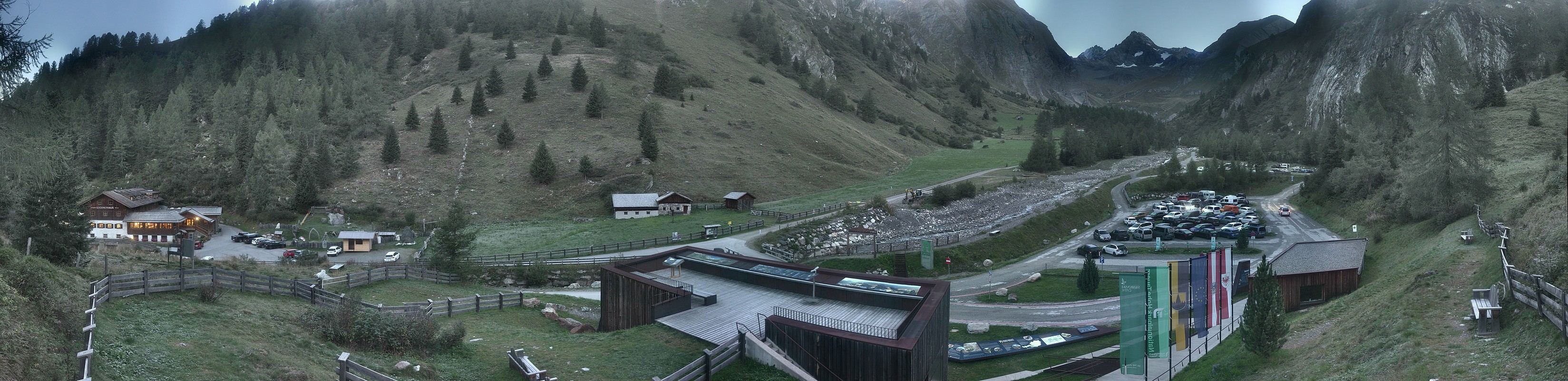 Archiv Foto Webcam Kalser Glocknerstraße - der Weg zum königlichen Ausblick