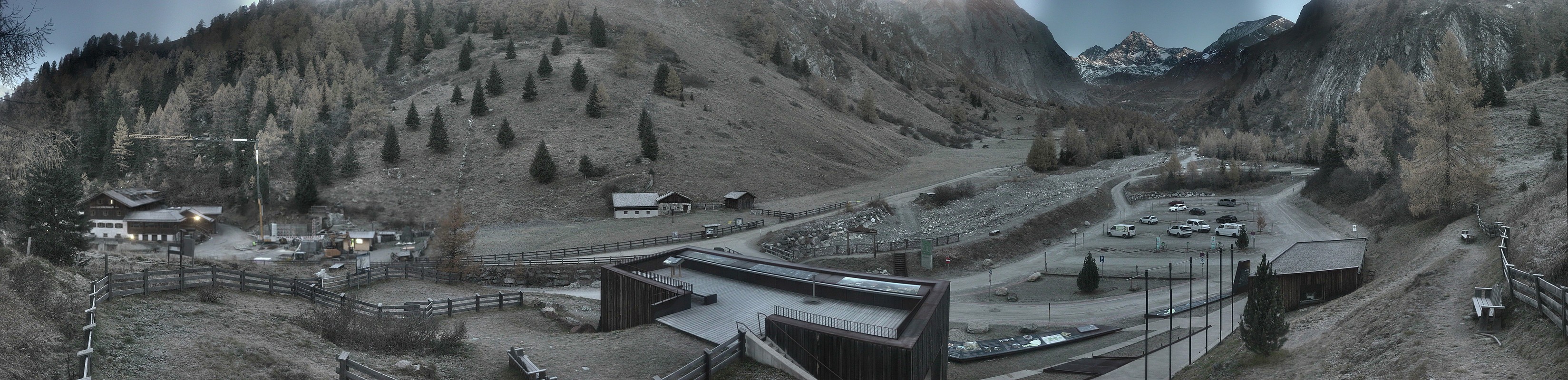 Archiv Foto Webcam Kalser Glocknerstraße - der Weg zum königlichen Ausblick