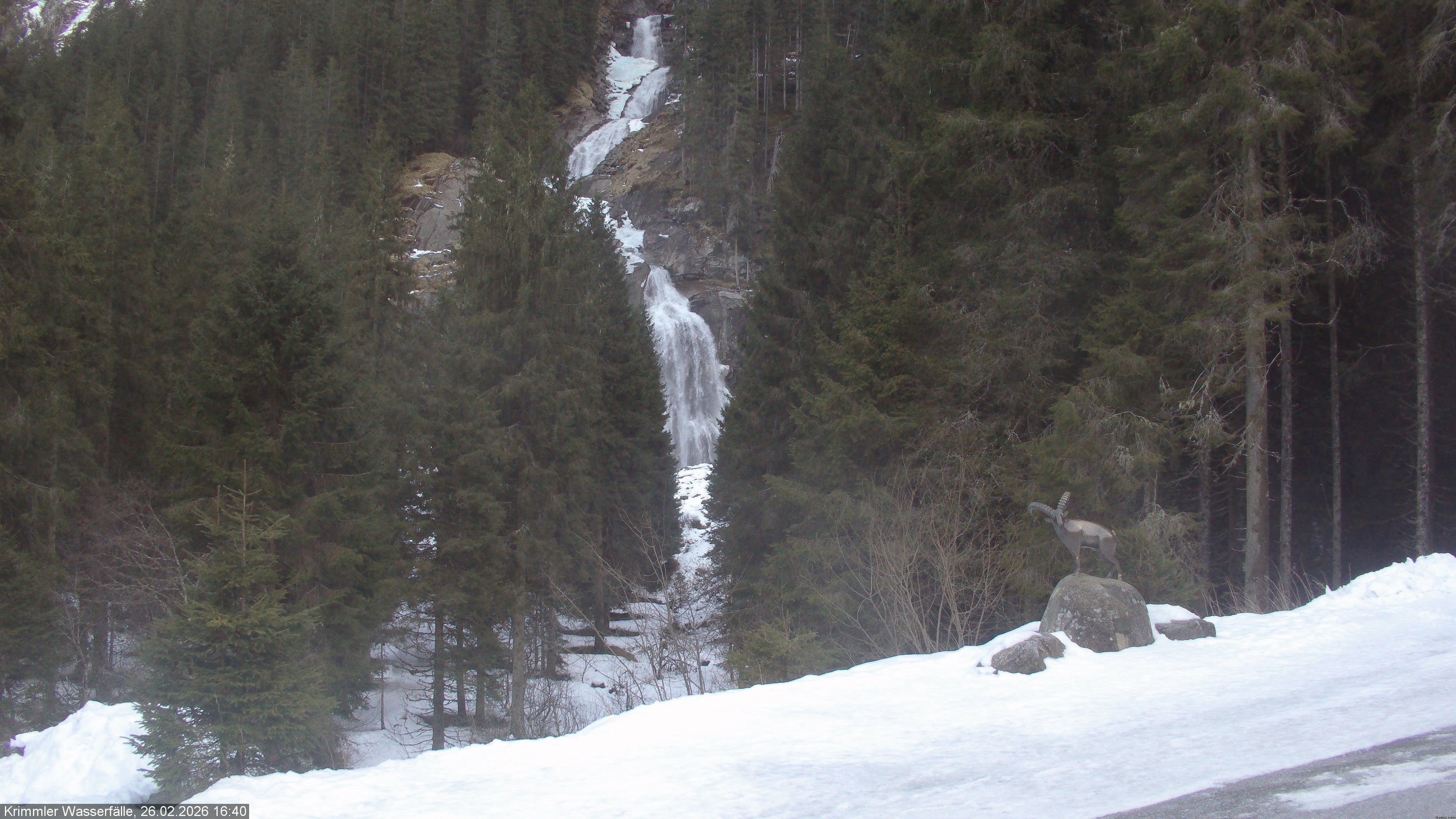 Archived image Webcam Hanke's Café - Krimml Waterfalls