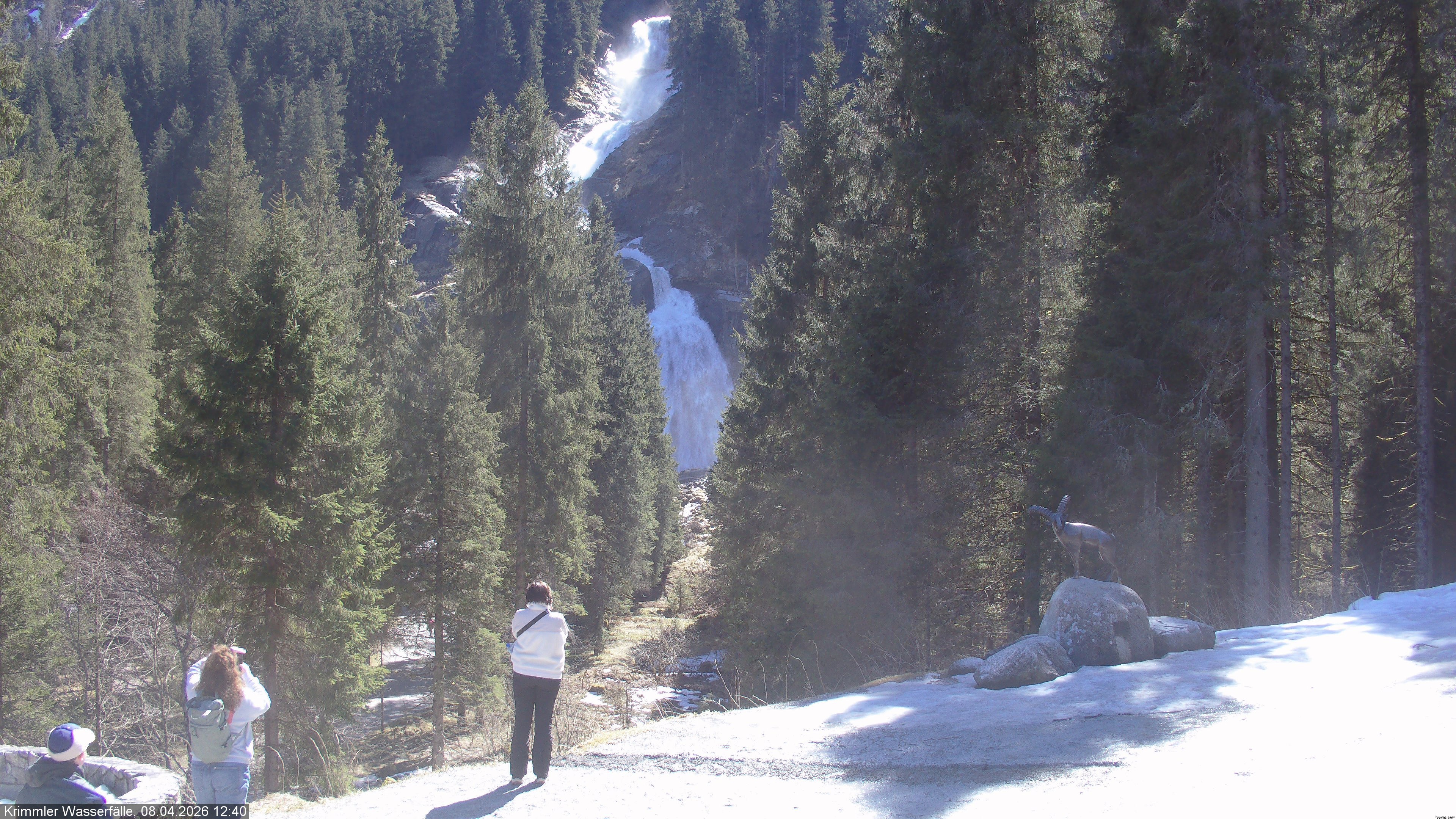 Archived image Webcam Hanke's Café - Krimml Waterfalls