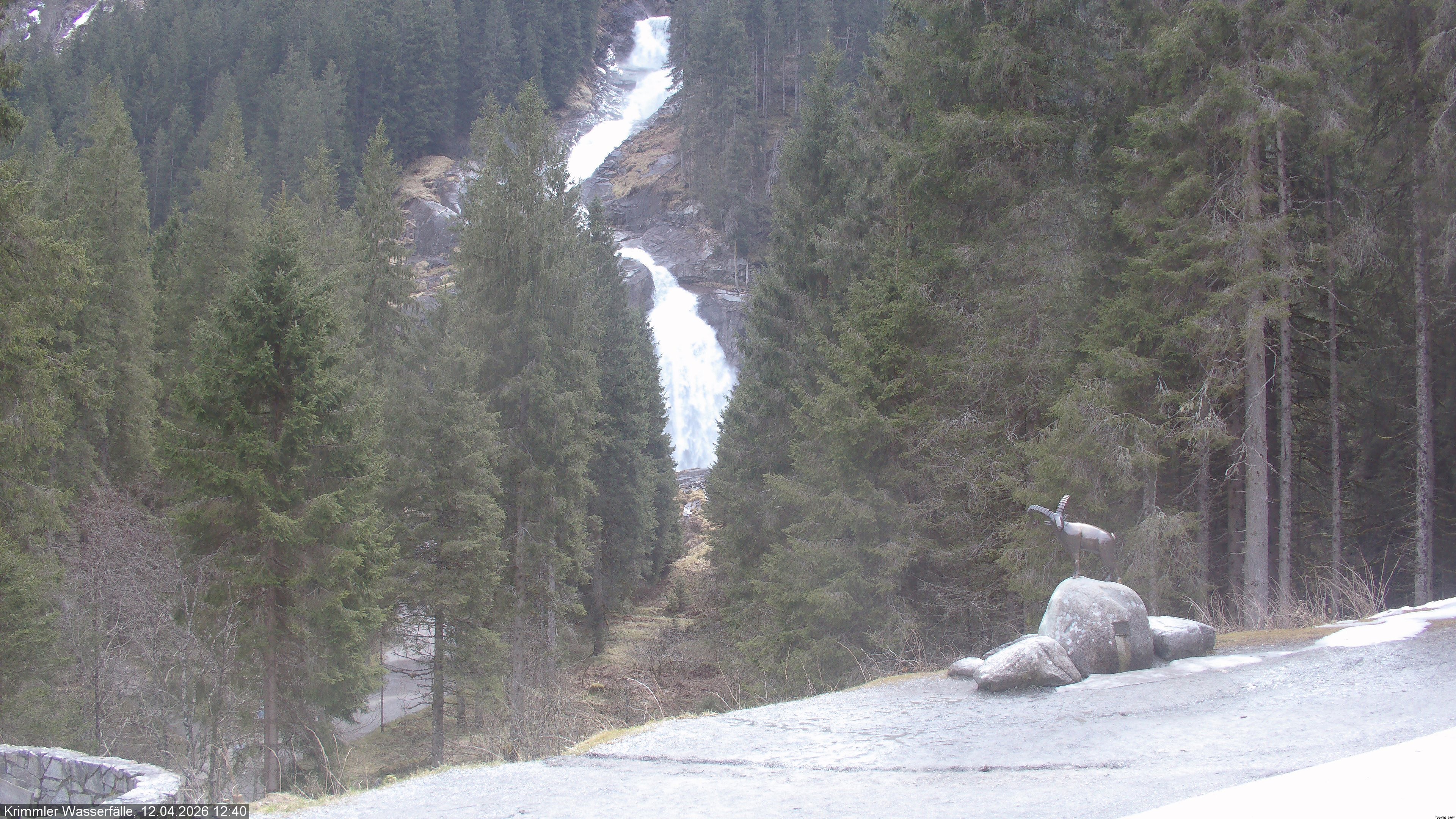 Archived image Webcam Hanke's Café - Krimml Waterfalls