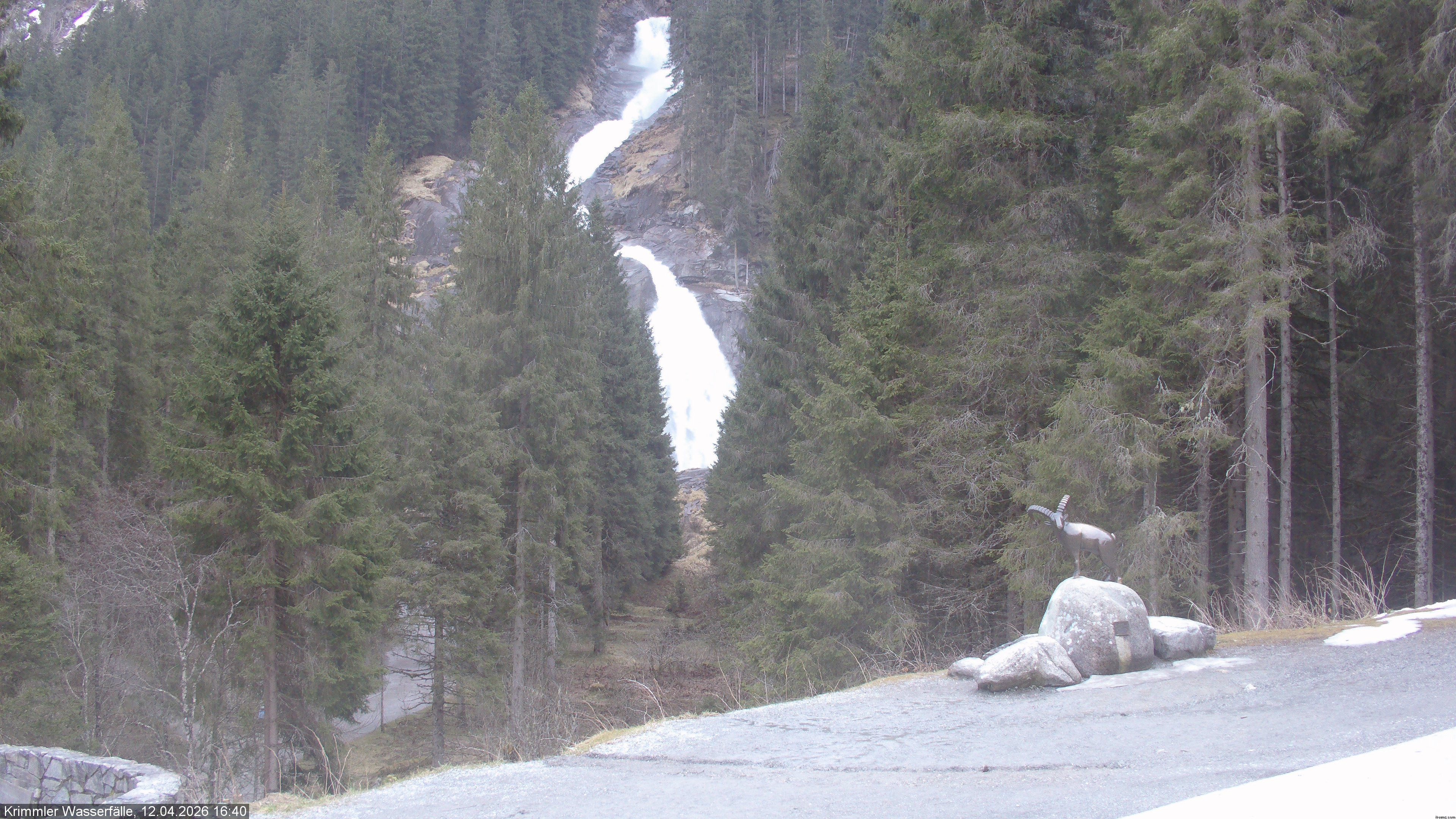 Archived image Webcam Hanke's Café - Krimml Waterfalls