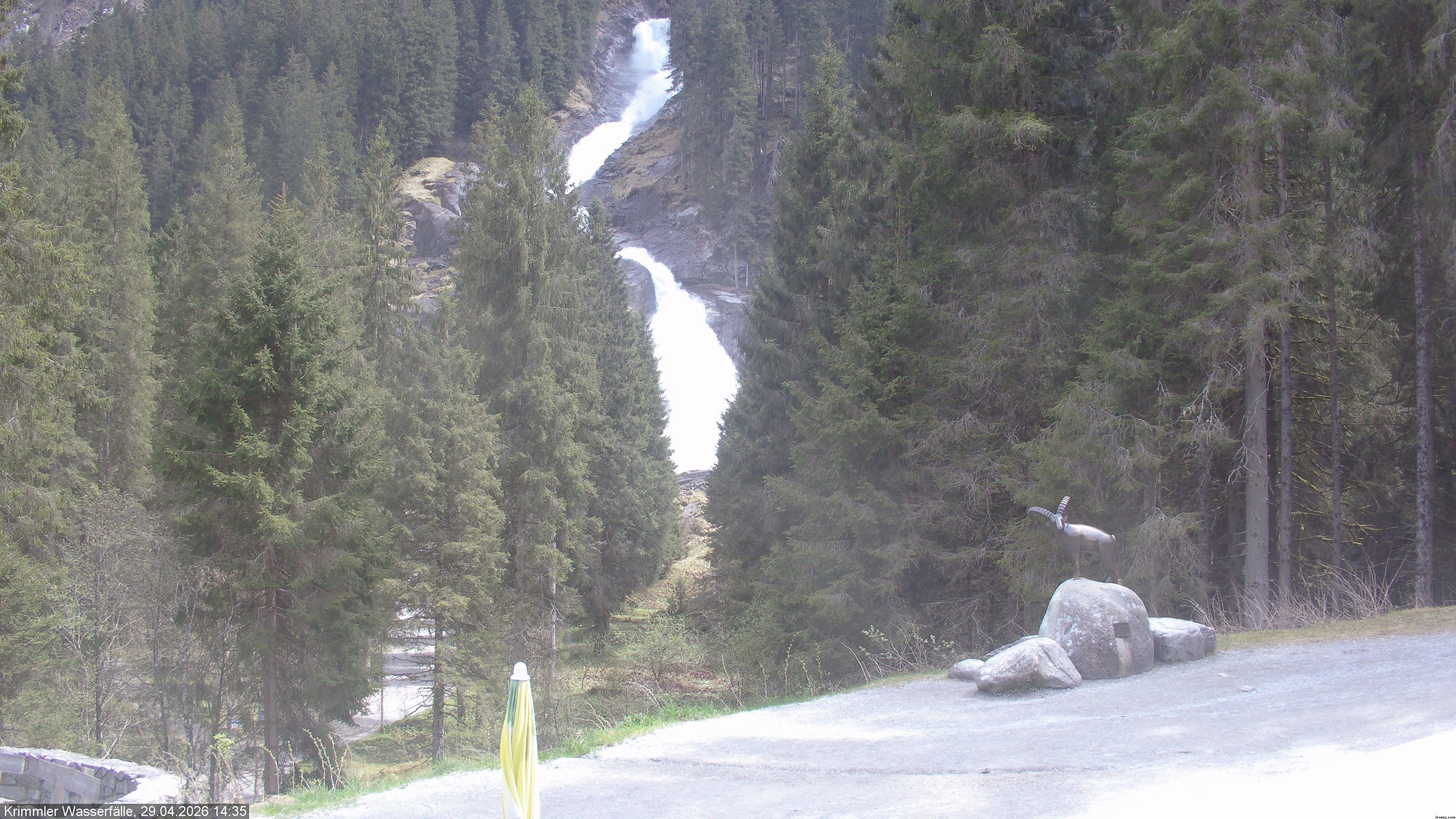 Archived image Webcam Hanke's Café - Krimml Waterfalls