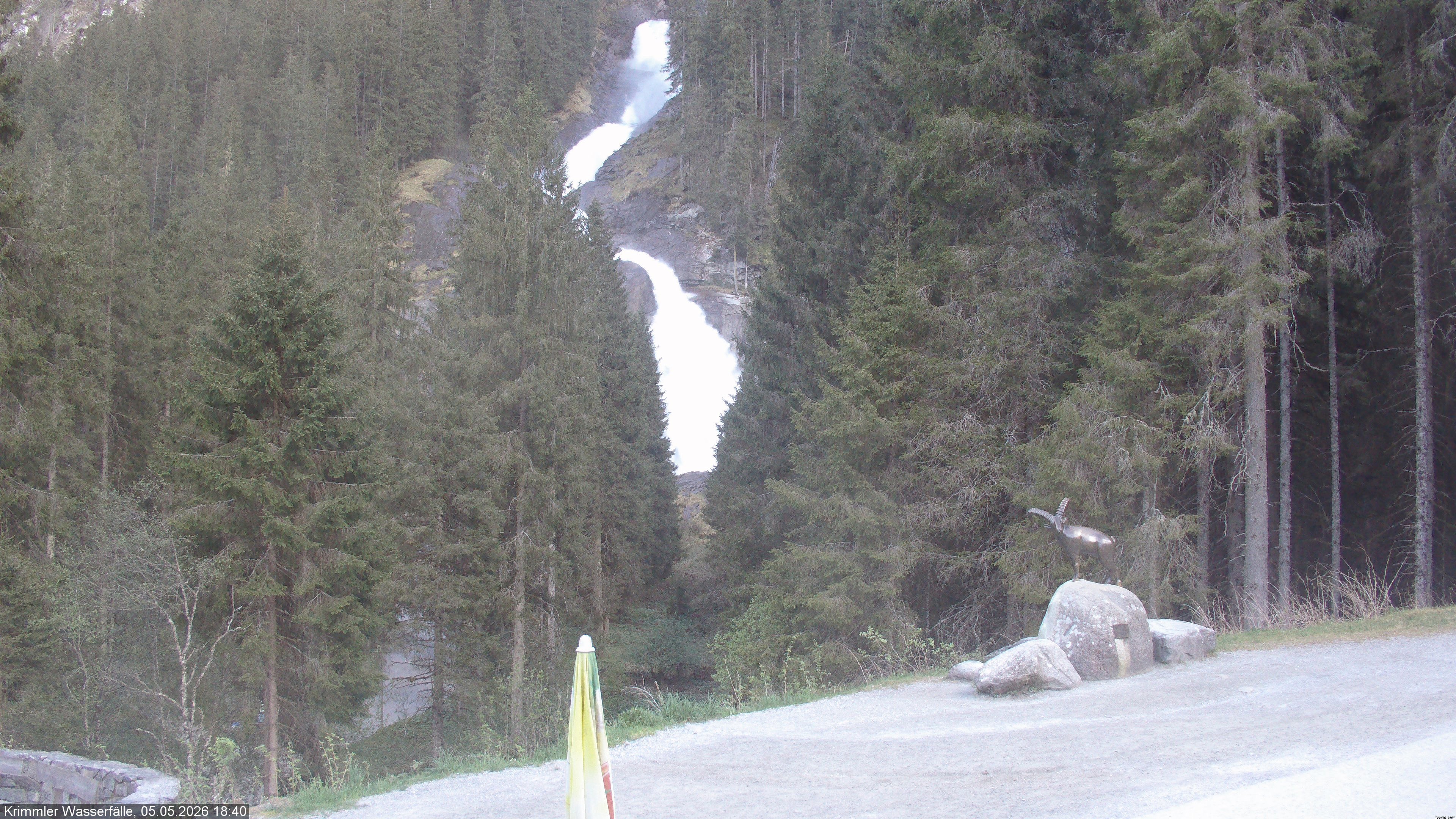 Archived image Webcam Hanke's Café - Krimml Waterfalls