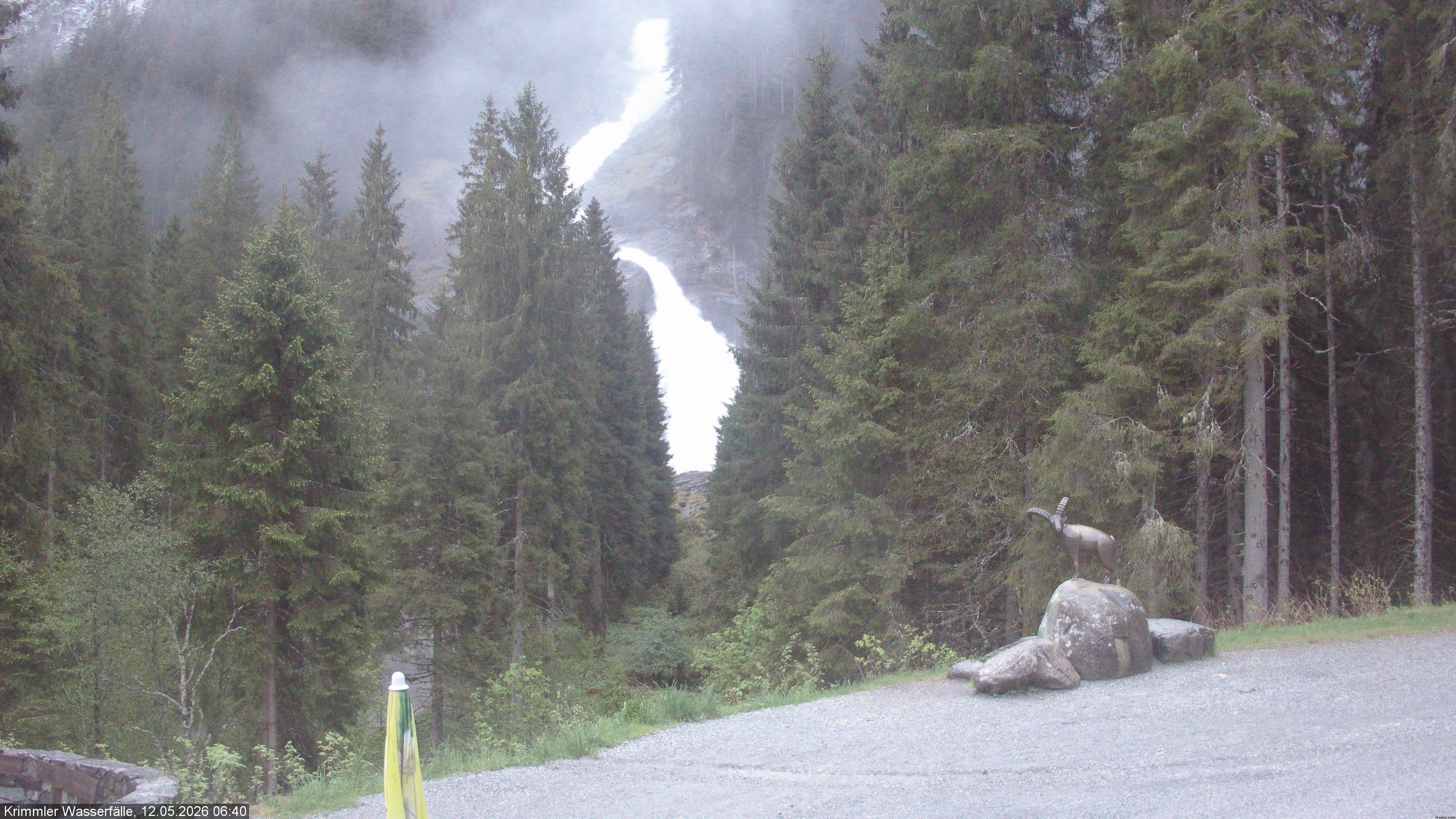 Archived image Webcam Hanke's Café - Krimml Waterfalls