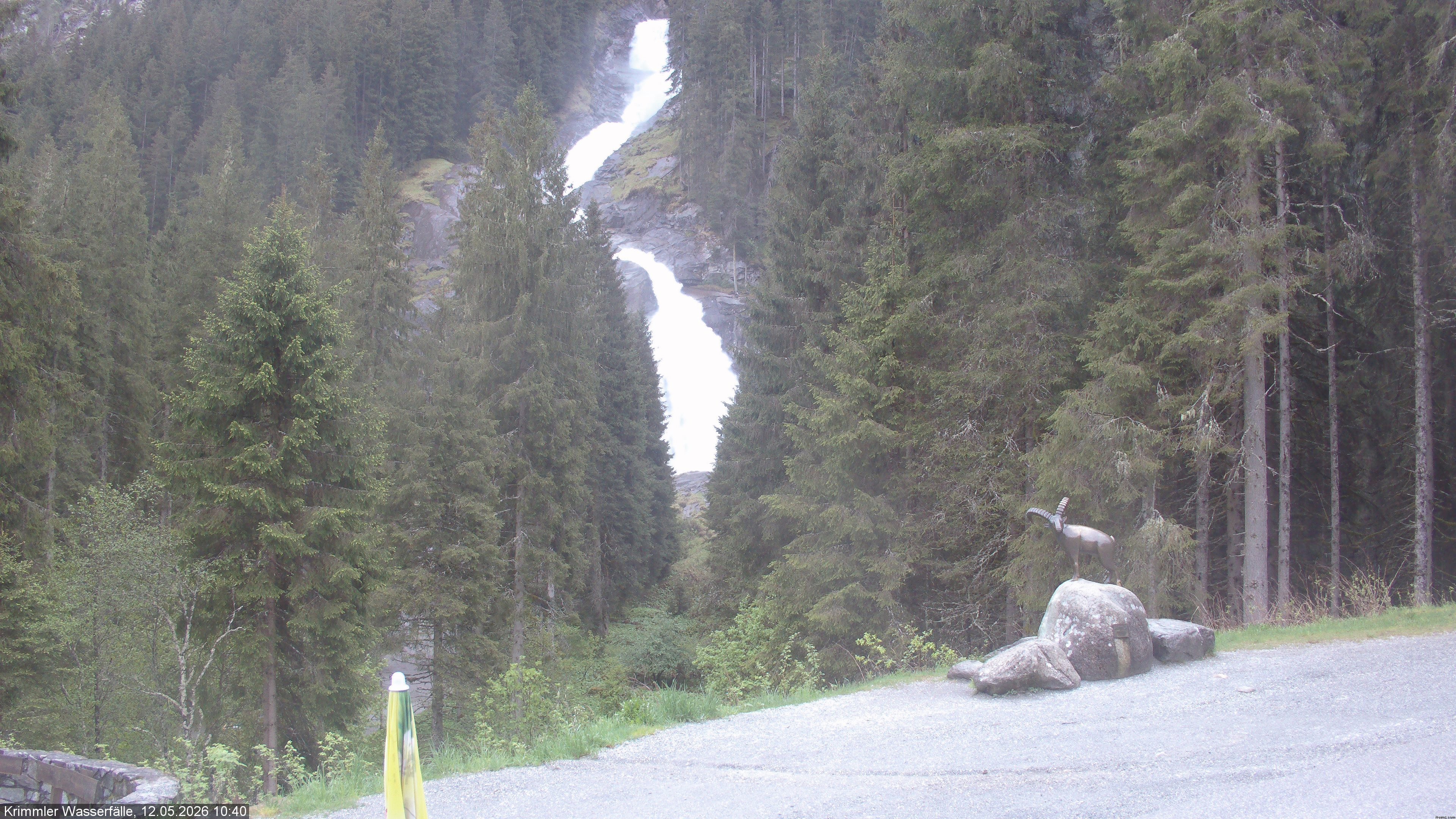 Archived image Webcam Hanke's Café - Krimml Waterfalls