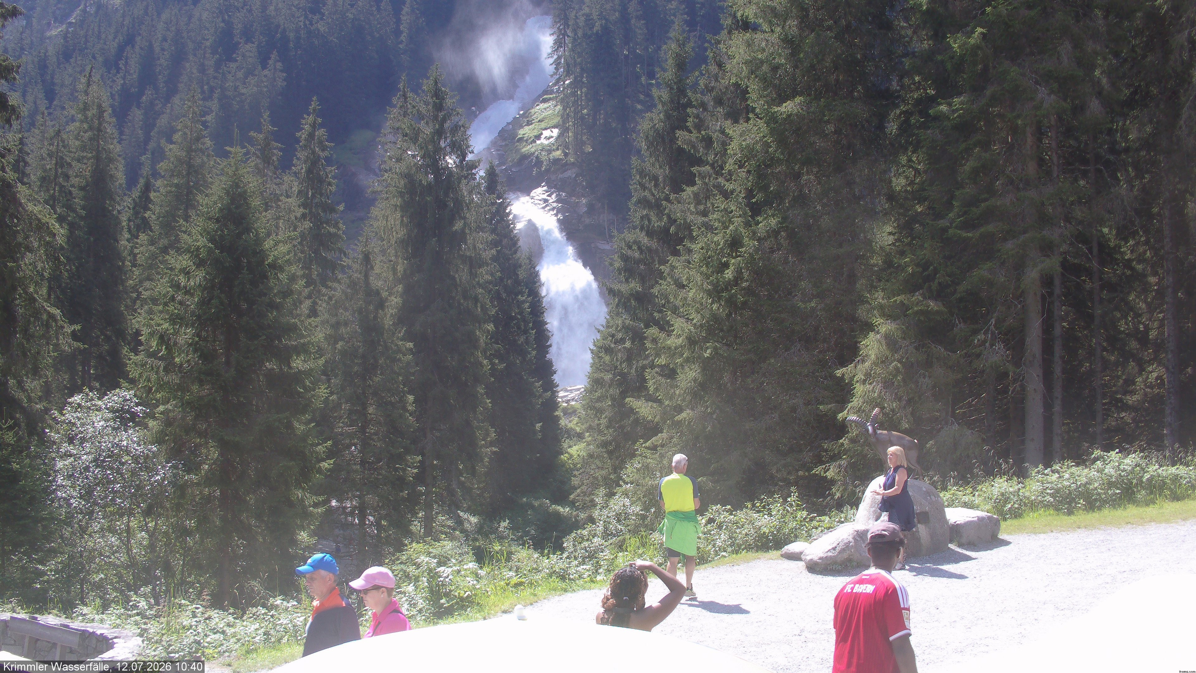 Archived image Webcam Hanke's Café - Krimml Waterfalls