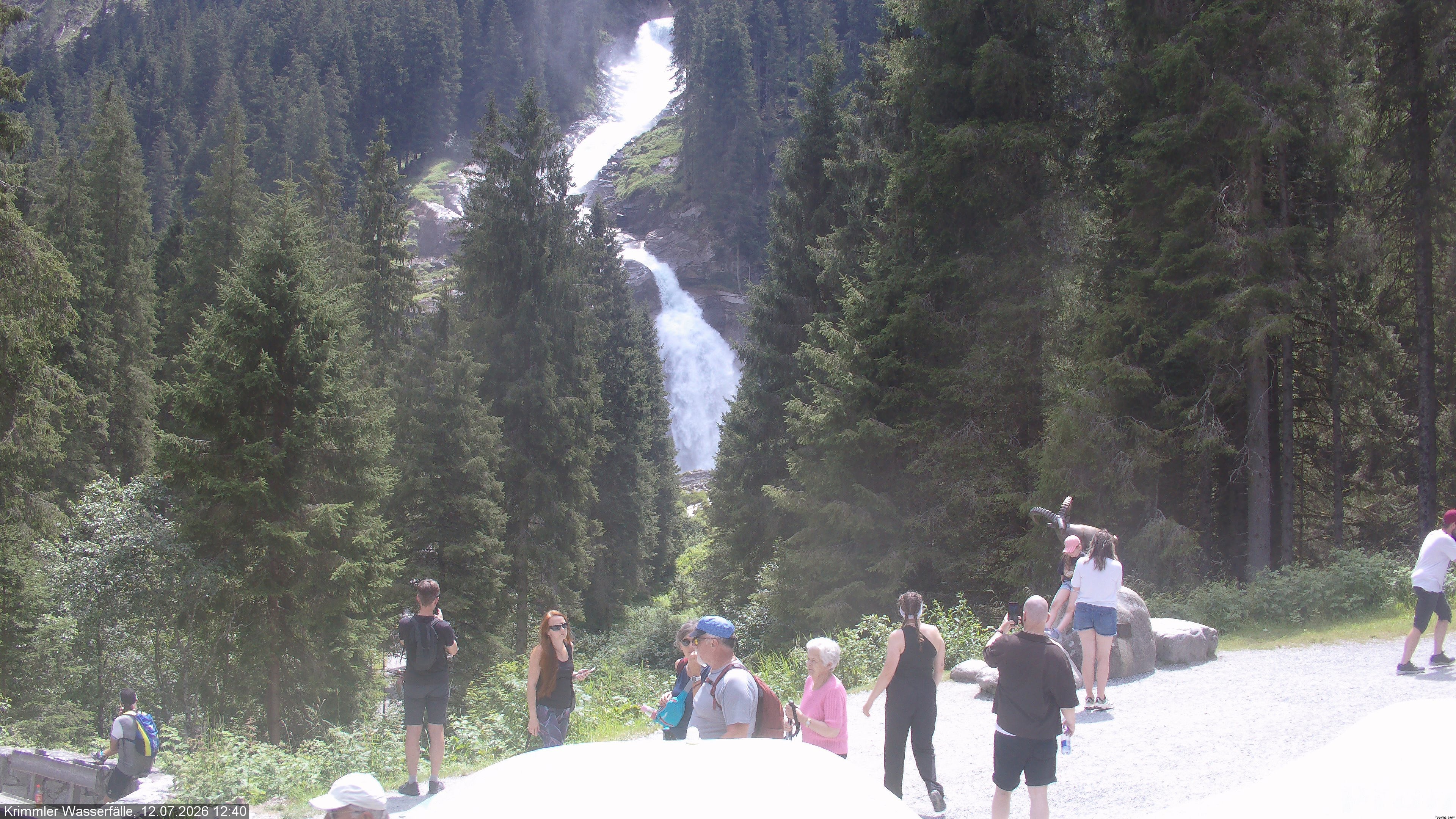 Archived image Webcam Hanke's Café - Krimml Waterfalls