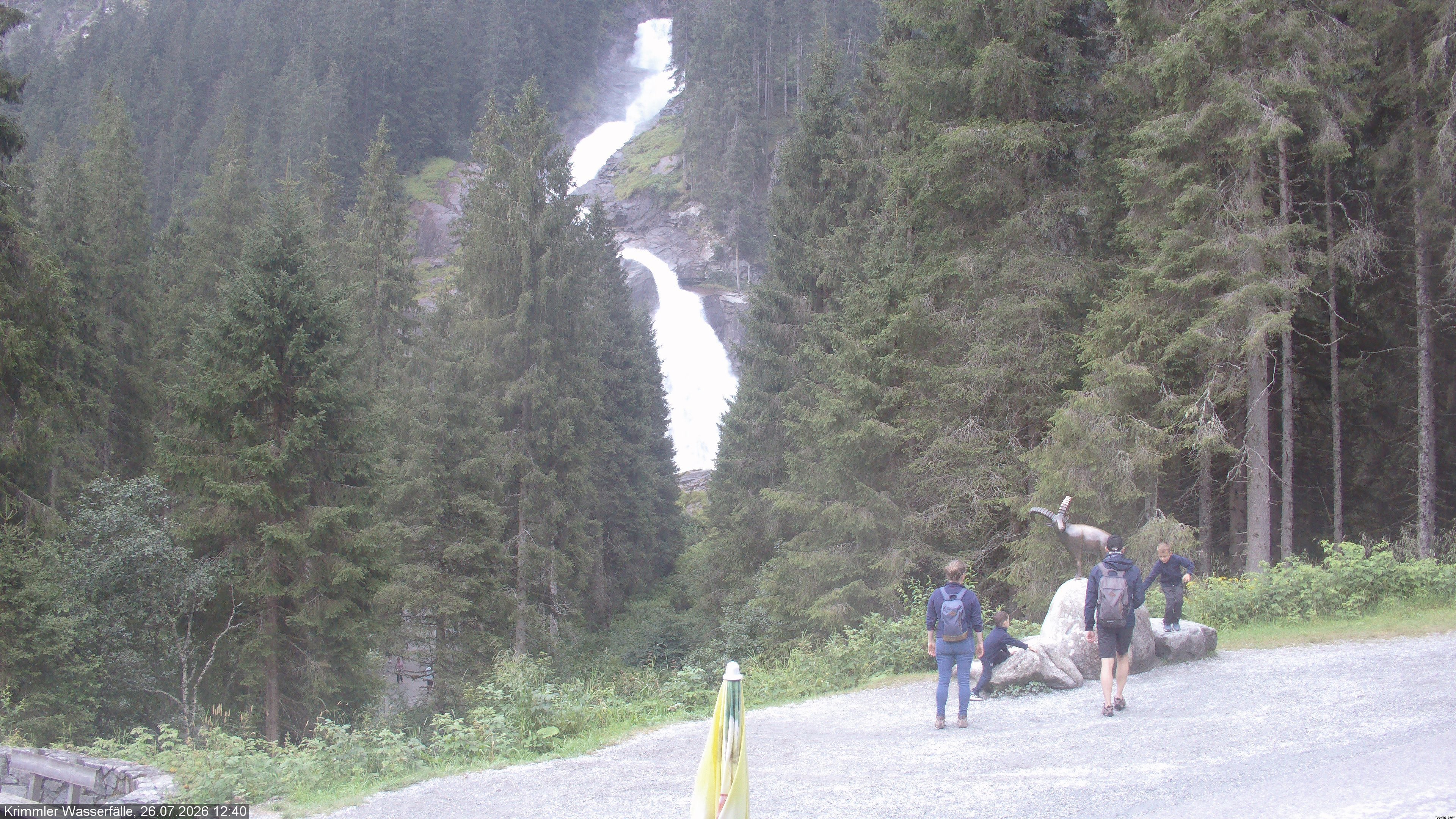 Archived image Webcam Hanke's Café - Krimml Waterfalls