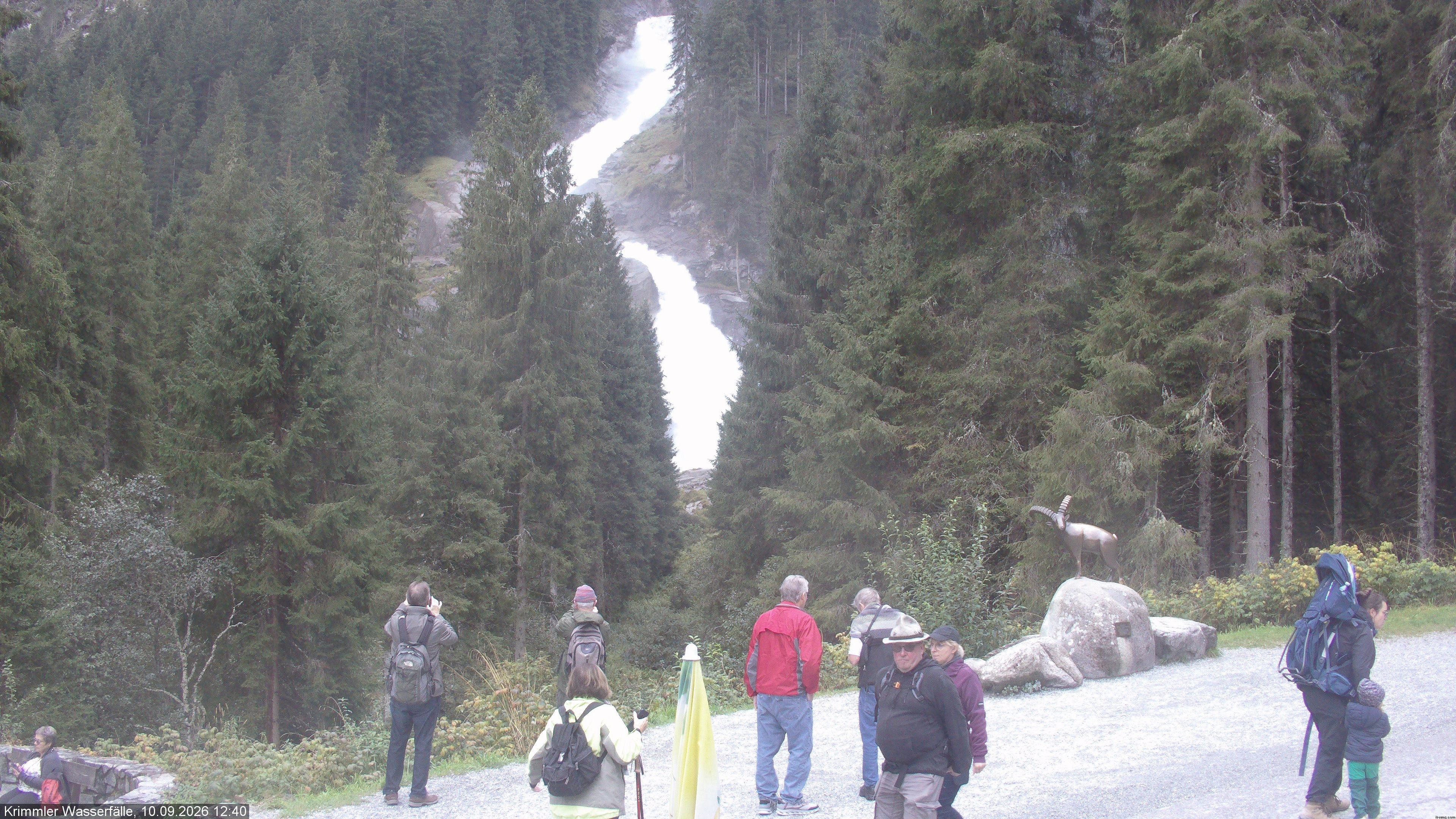 Archived image Webcam Hanke's Café - Krimml Waterfalls