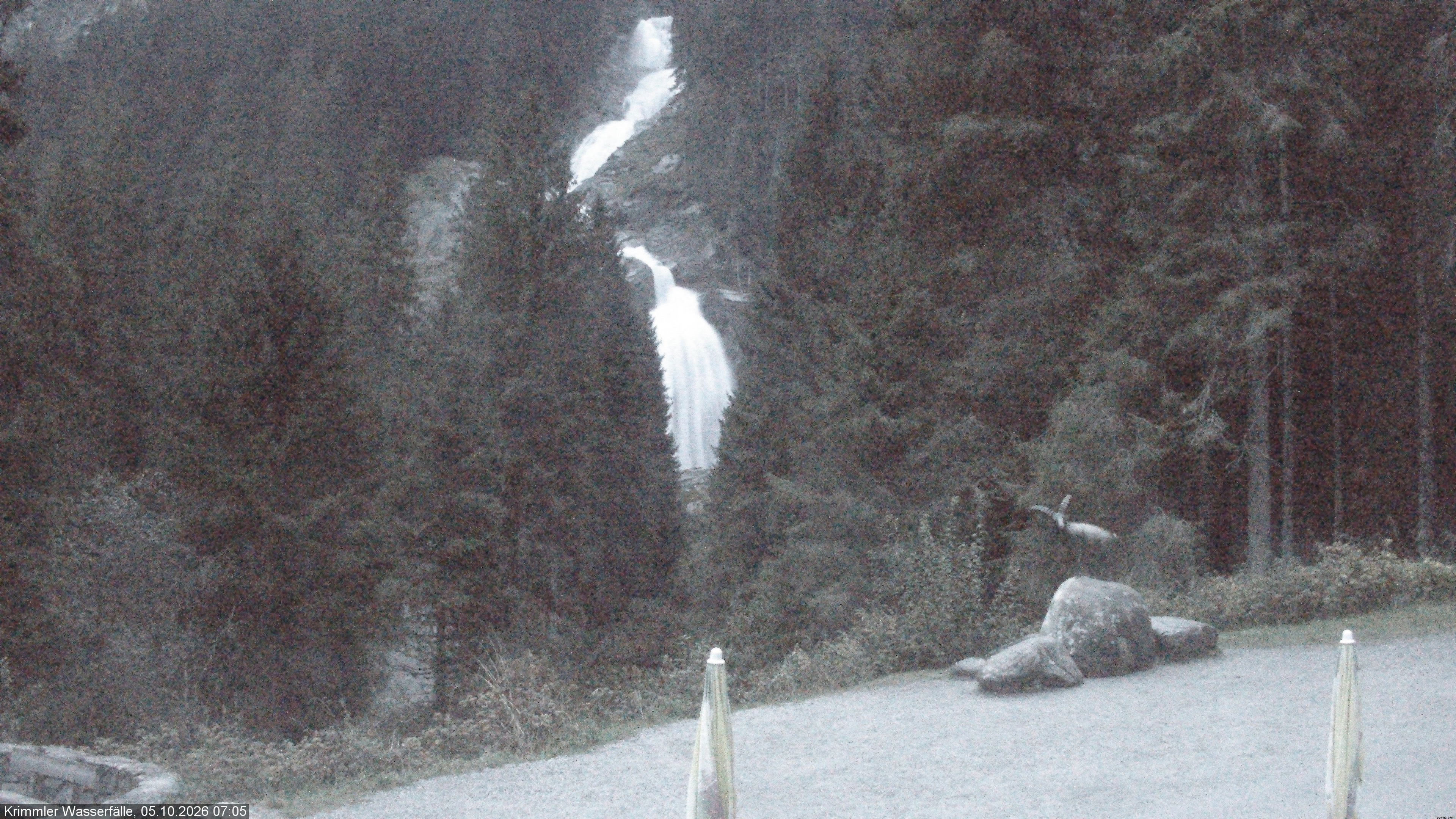 Archived image Webcam Hanke's Café - Krimml Waterfalls