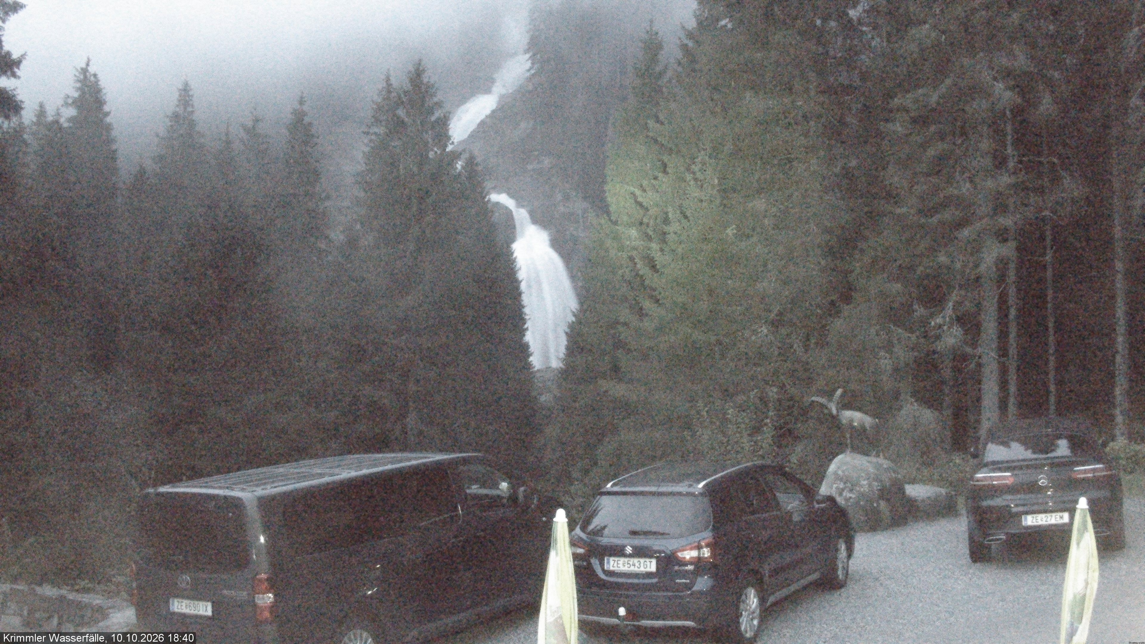 Archived image Webcam Hanke's Café - Krimml Waterfalls