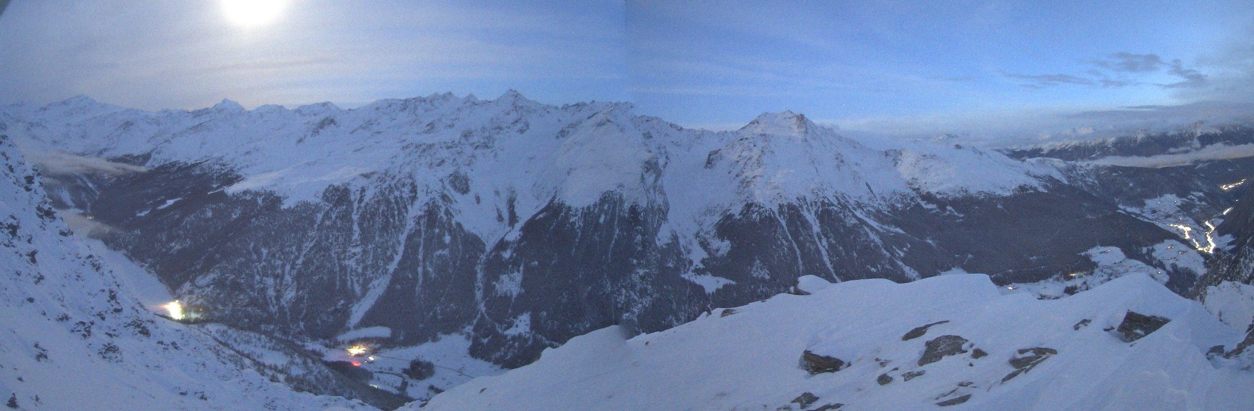 Archived image Webcam View at barrier lake Zufritt in Vinschgau Valley