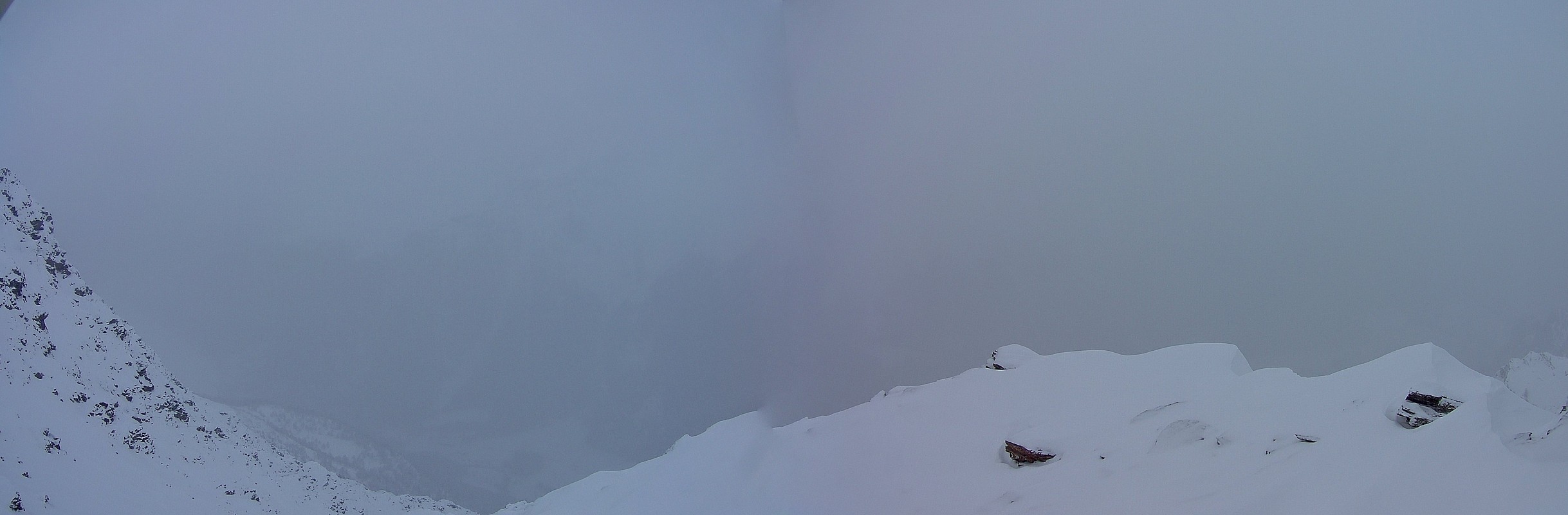 Archived image Webcam View at barrier lake Zufritt in Vinschgau Valley