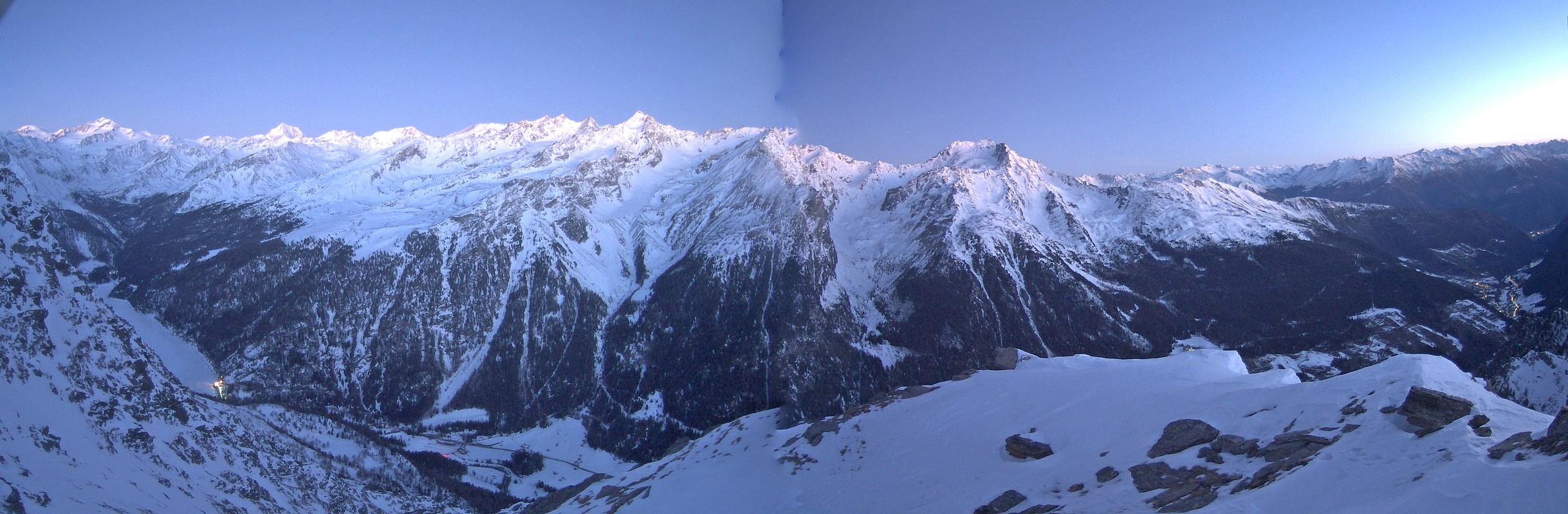 Archived image Webcam View at barrier lake Zufritt in Vinschgau Valley