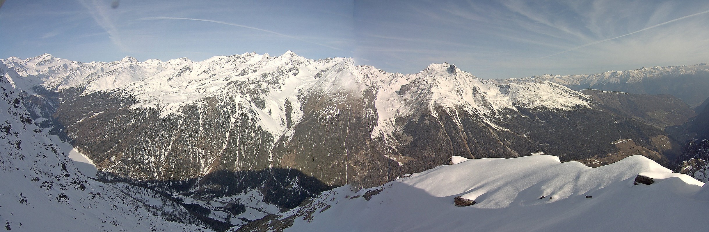 Archived image Webcam View at barrier lake Zufritt in Vinschgau Valley