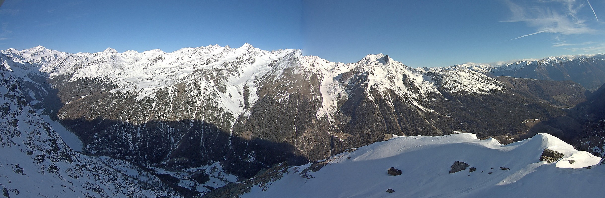 Archived image Webcam View at barrier lake Zufritt in Vinschgau Valley
