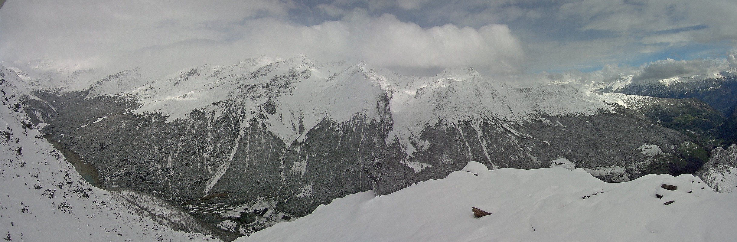 Archiv Foto Webcam Martelltal: Blick Zufrittsee