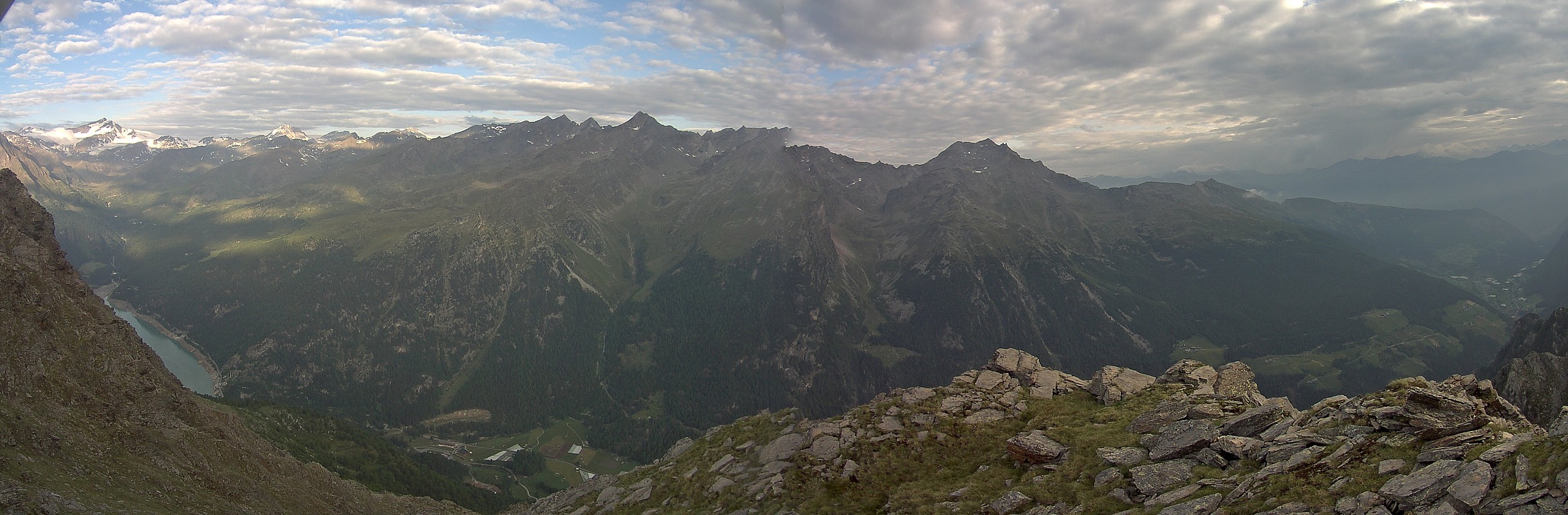 Archiv Foto Webcam Martelltal: Blick Zufrittsee