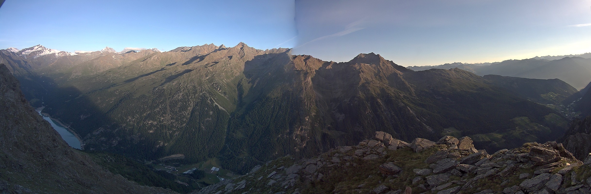 Archiv Foto Webcam Martelltal: Blick Zufrittsee