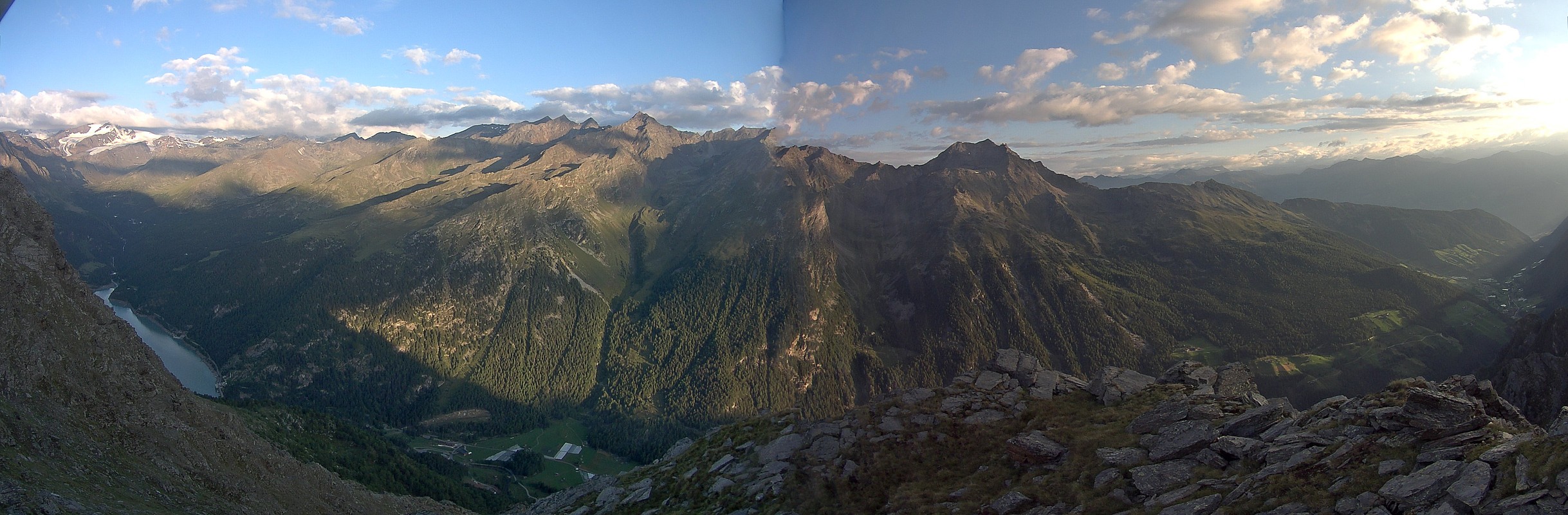 Archiv Foto Webcam Martelltal: Blick Zufrittsee
