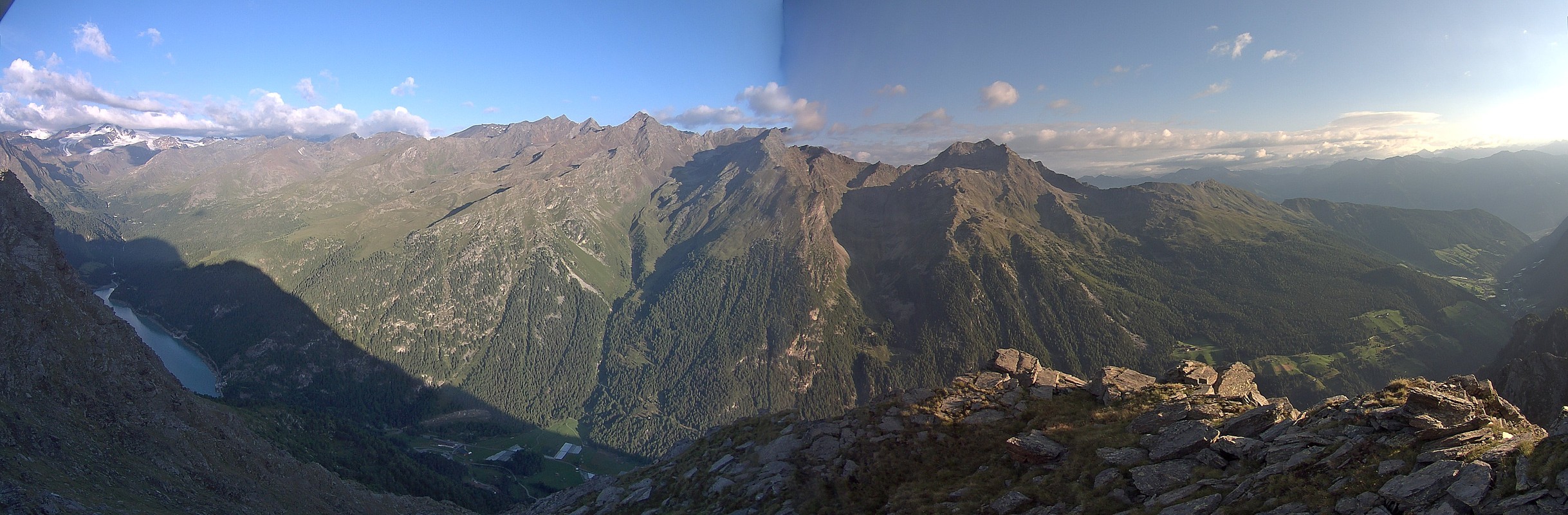 Archiv Foto Webcam Martelltal: Blick Zufrittsee
