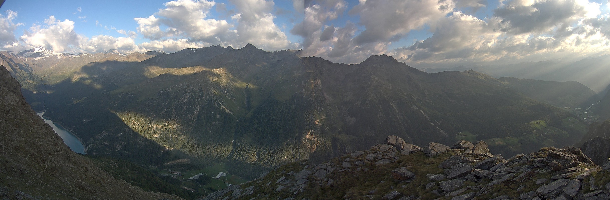 Archiv Foto Webcam Martelltal: Blick Zufrittsee