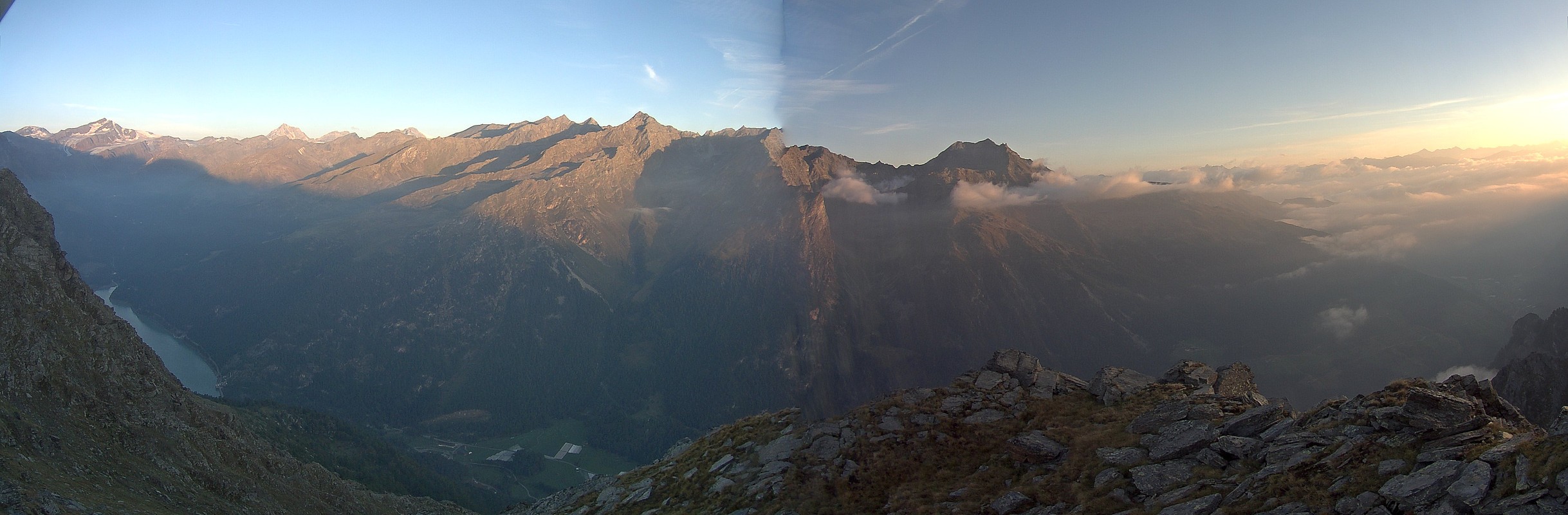 Archiv Foto Webcam Martelltal: Blick Zufrittsee