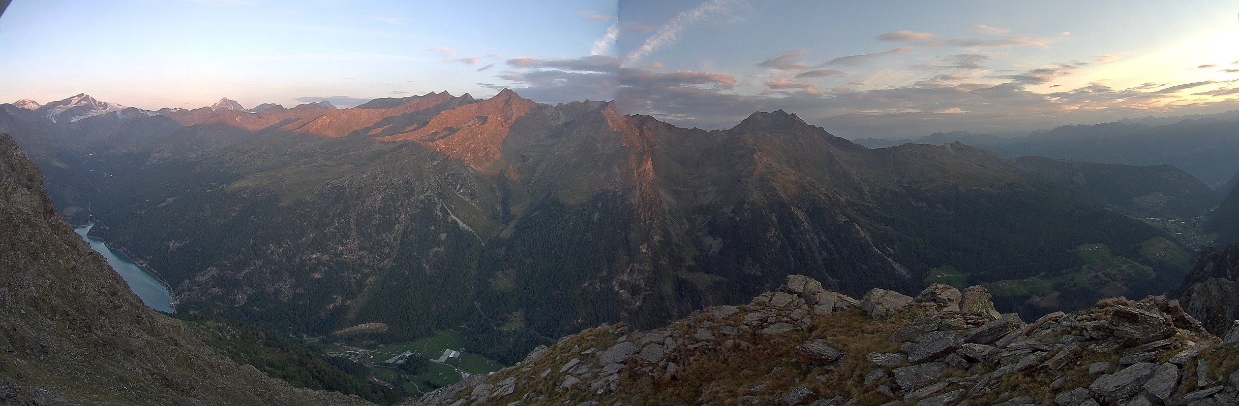 Archiv Foto Webcam Martelltal: Blick Zufrittsee