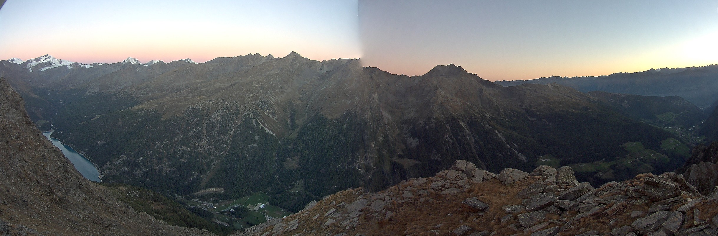 Archiv Foto Webcam Martelltal: Blick Zufrittsee
