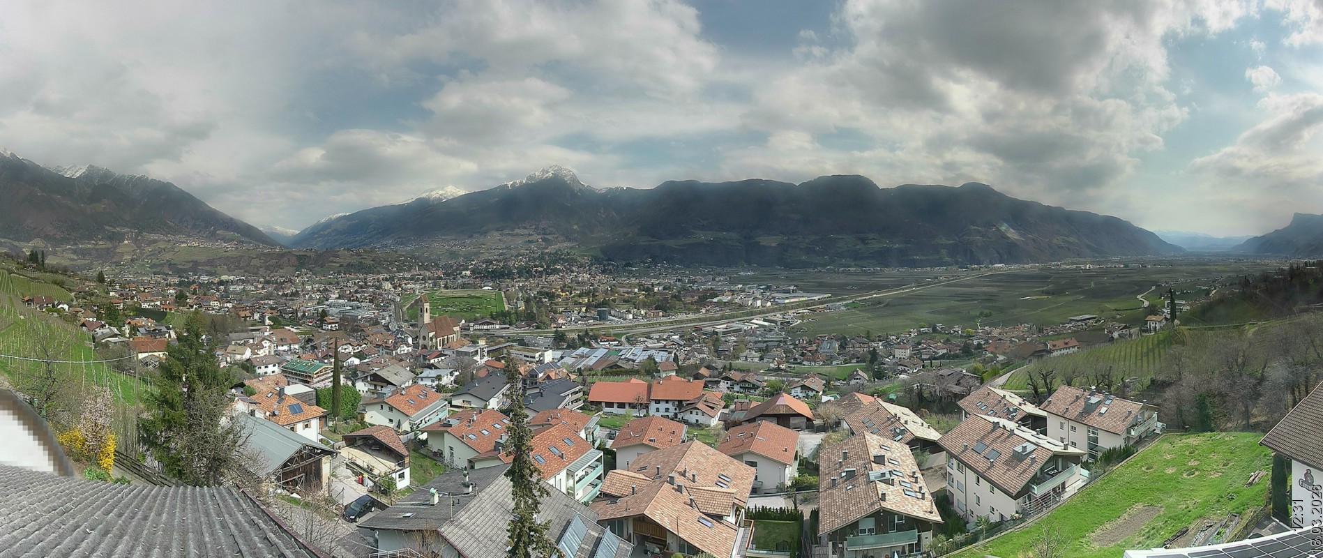 Archiv Foto Webcam Marling - Panorama