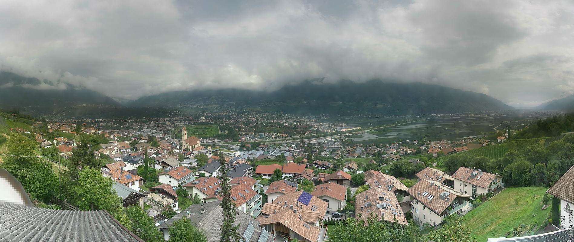 Archived image Webcam Marling - South Tyrol